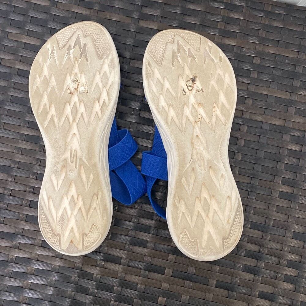 Sketchers, Goga, Matt sandals women’s size 10  - Picture 6 of 6